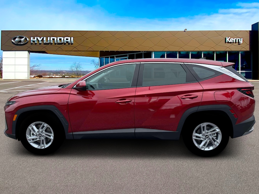 New 2026 Hyundai Tucson SE AWD SUV