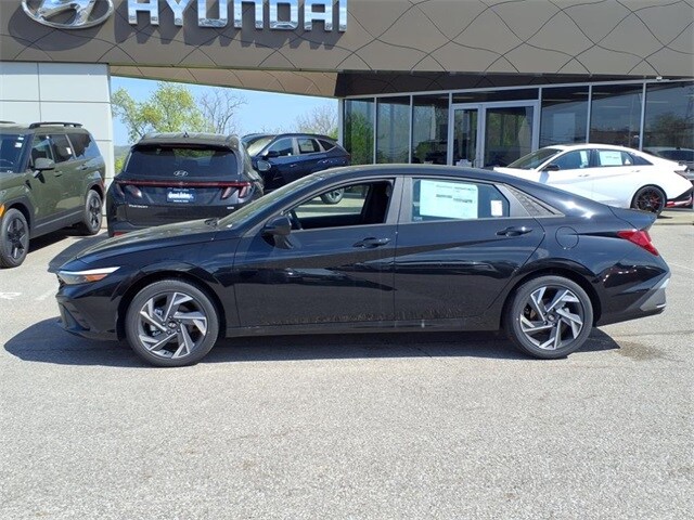 2025 Hyundai Elantra Hybrid SEL Sport photo 3
