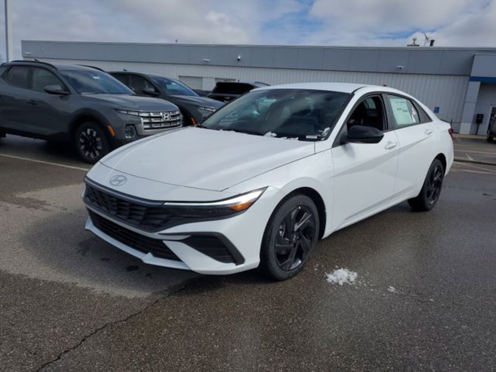 New 2026 Hyundai Elantra SEL Sport Sedan
