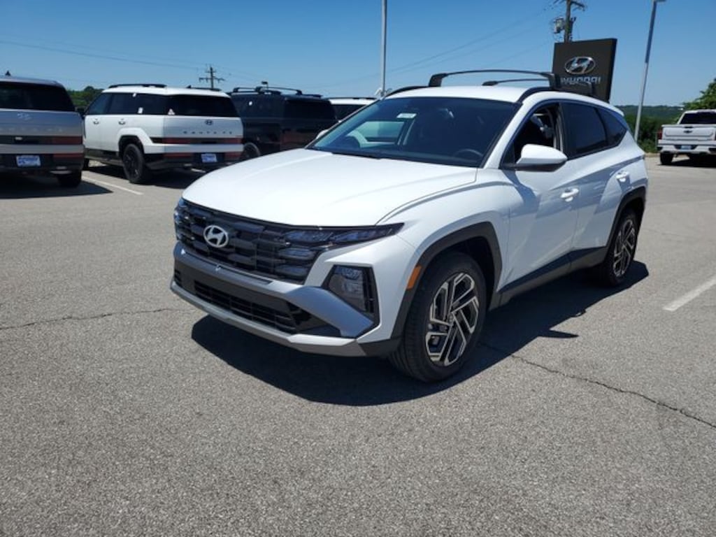 New 2026 Hyundai Tucson SEL Plus AWD SUV