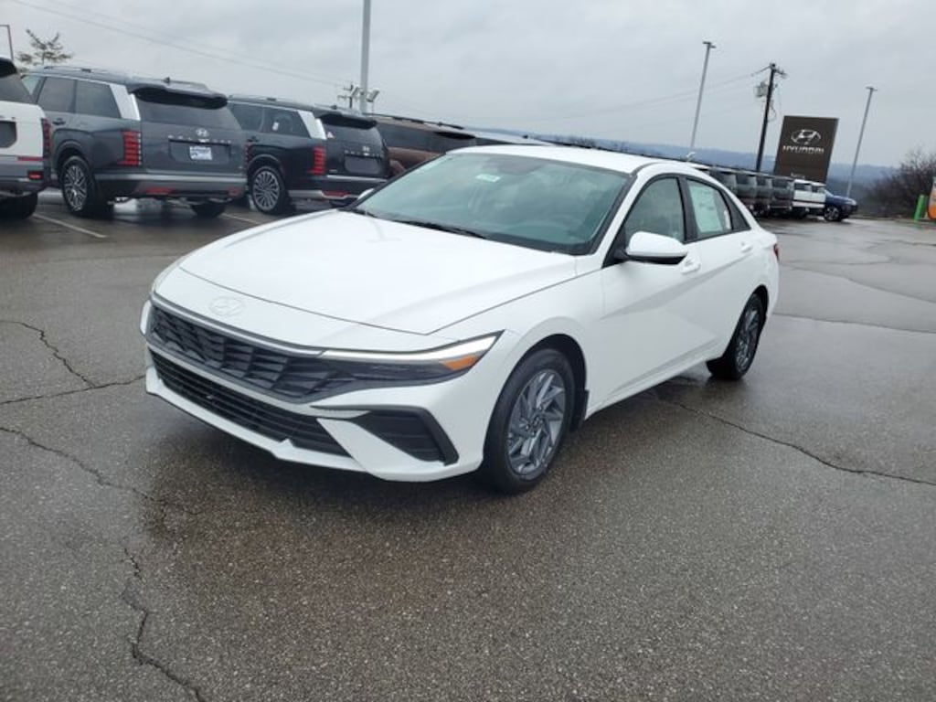 New 2026 Hyundai Elantra Hybrid Blue Sedan