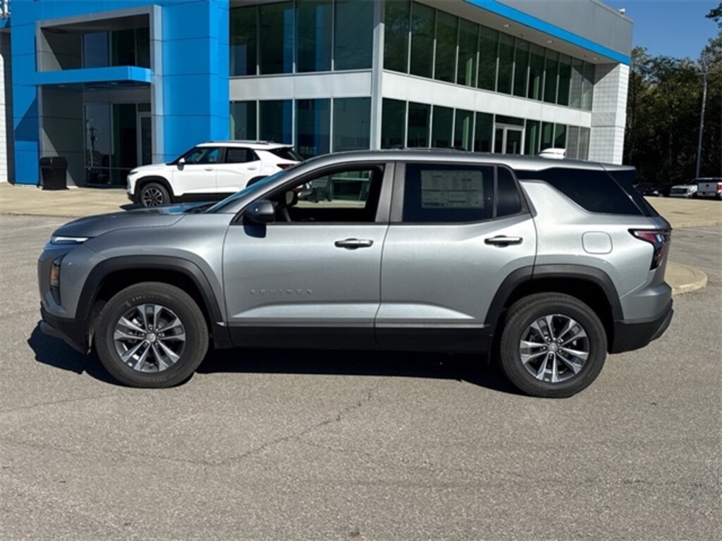 New 2026 Chevrolet Equinox FWD LT SUV