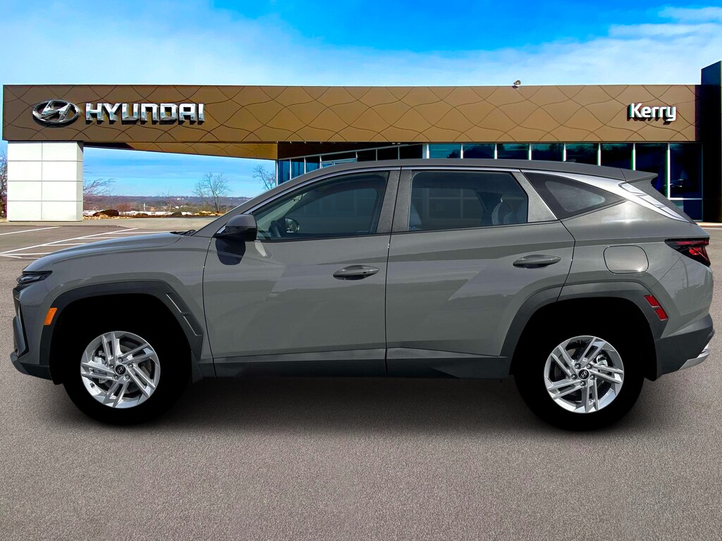 New 2026 Hyundai Tucson SE AWD SUV