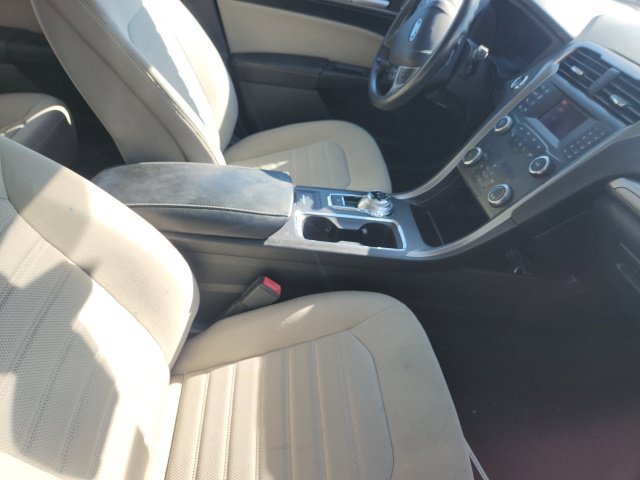 2020 Ford Fusion S - Photo 6