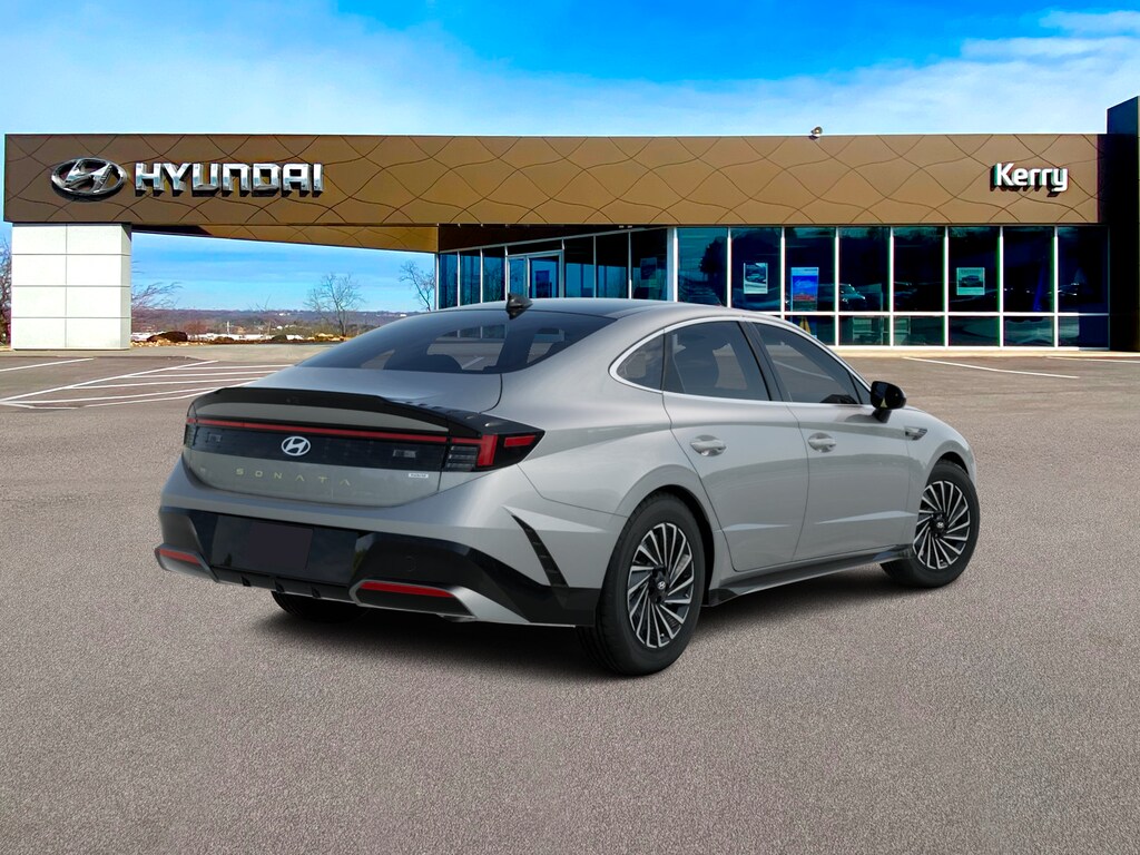 New 2026 Hyundai Sonata Hybrid SEL Sedan