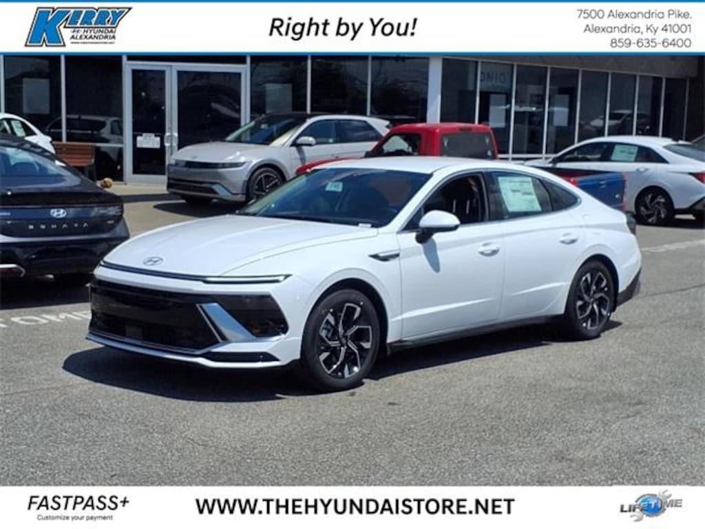 New 2025 Hyundai Sonata SEL Sedan