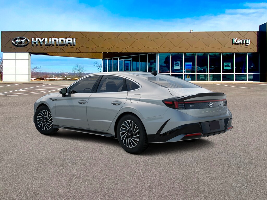 New 2026 Hyundai Sonata Hybrid SEL Sedan