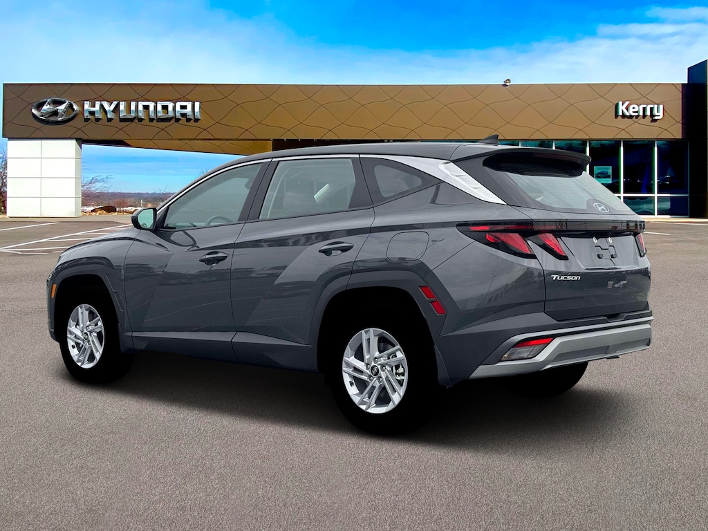 New 2026 Hyundai Tucson SE AWD SUV