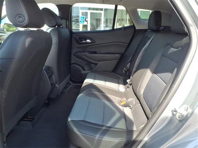 2026 Chevrolet Trax LT - Photo 7