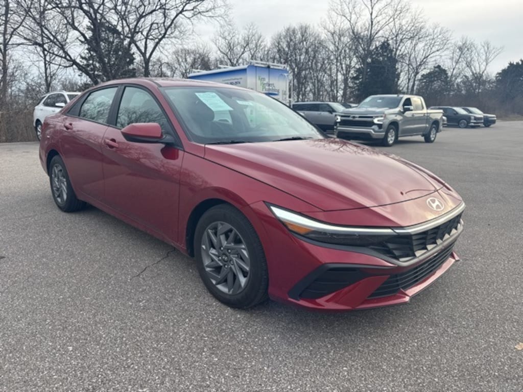Used 2024 Hyundai Elantra SEL Sedan