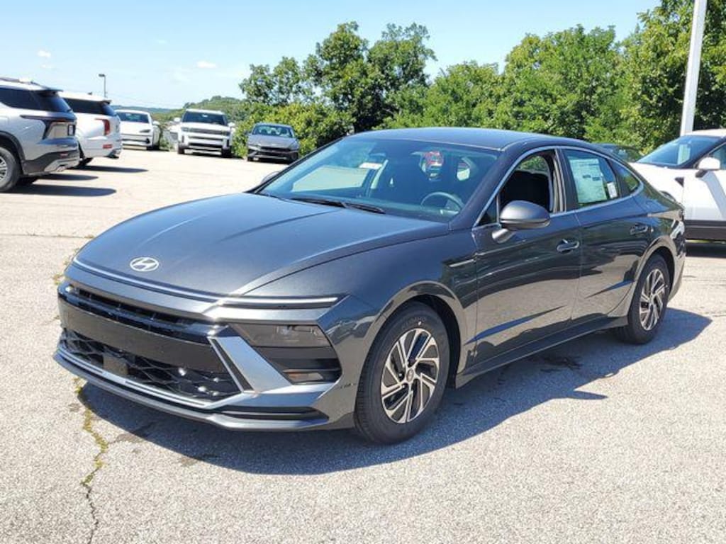 New 2026 Hyundai Sonata Hybrid Blue Sedan