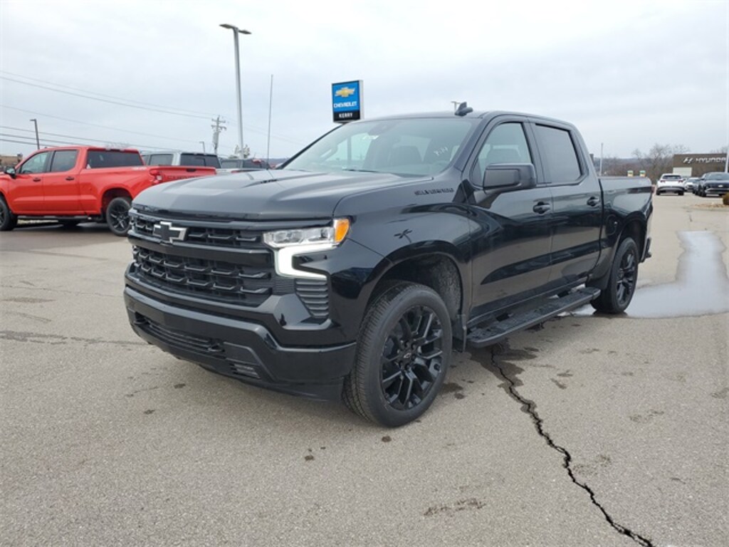 New 2026 Chevrolet Silverado 1500 4WD Crew Cab Short Bed RST Truck