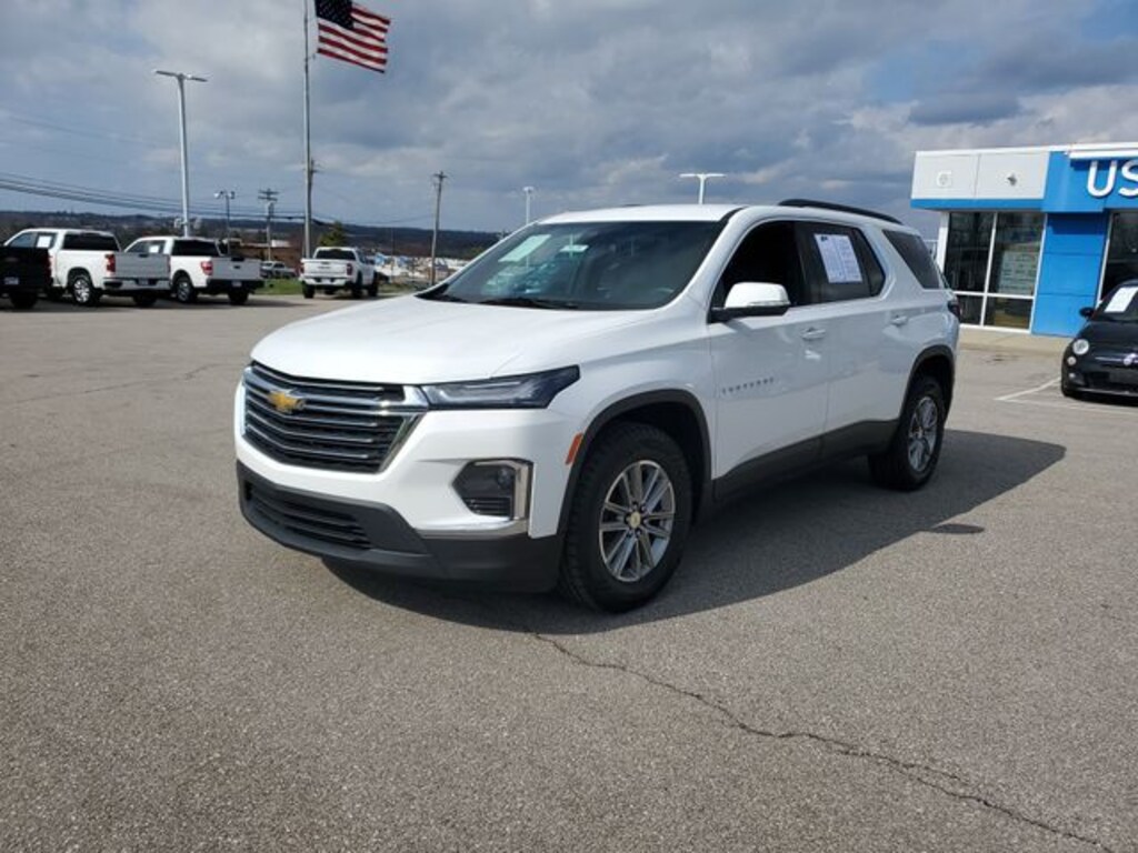 Used 2023 Chevrolet Traverse LT Leather SUV