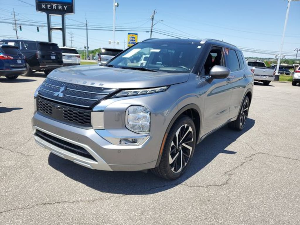 Used 2023 Mitsubishi Outlander SEL SUV