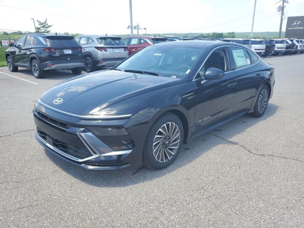New 2026 Hyundai Sonata Hybrid SEL Sedan