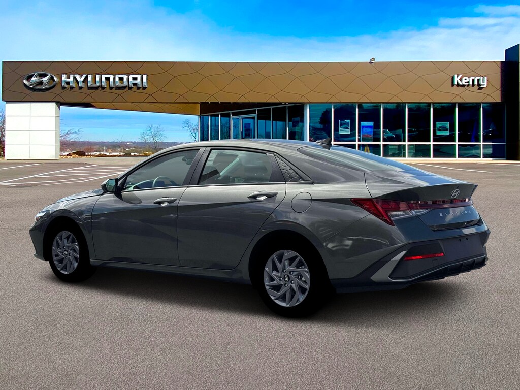 New 2026 Hyundai Elantra Hybrid Blue Sedan