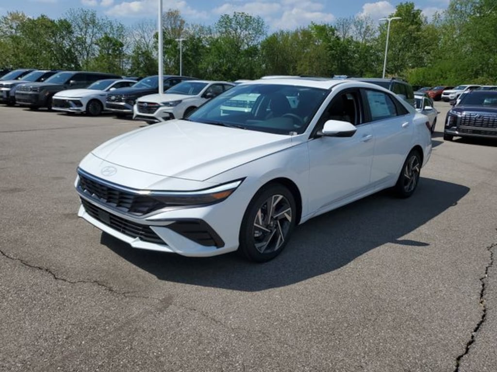 New 2026 Hyundai Elantra Hybrid Limited Sedan
