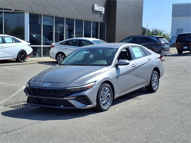 2025 Hyundai Elantra Hybrid Blue photo 2
