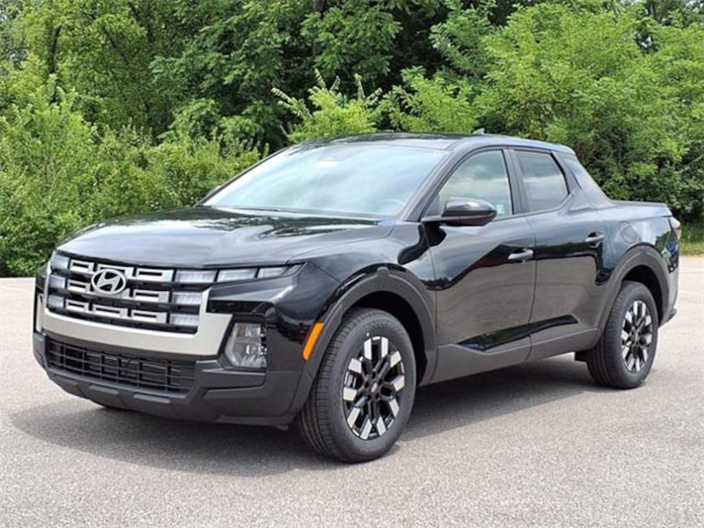 New 2025 Hyundai Santa Cruz SE AWD Truck