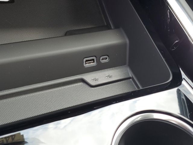 2026 Chevrolet Tahoe Premier - Photo 32