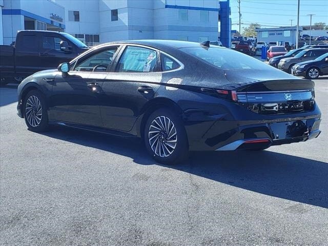 2024 Hyundai Sonata Hybrid SEL photo 3
