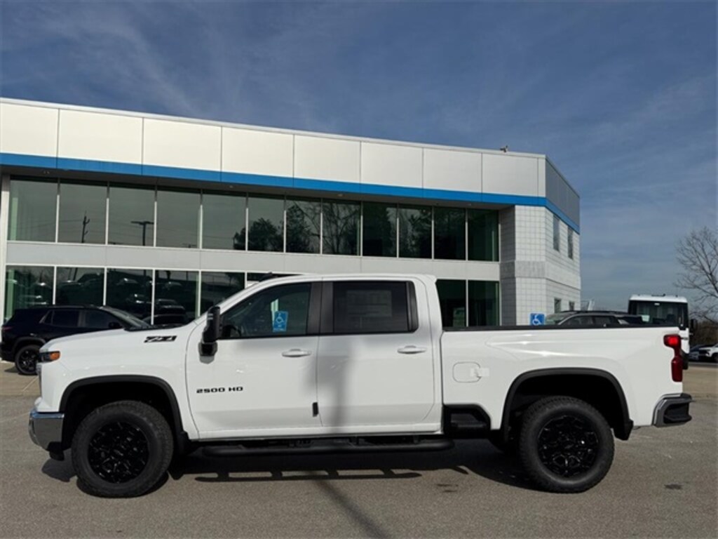 New 2026 Chevrolet Silverado 2500HD Crew Cab, Standard Bed, LT, 4WD Truck