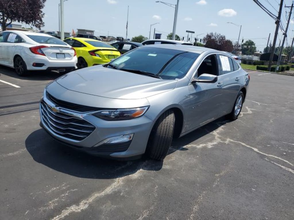Used 2025 Chevrolet Malibu LS Sedan