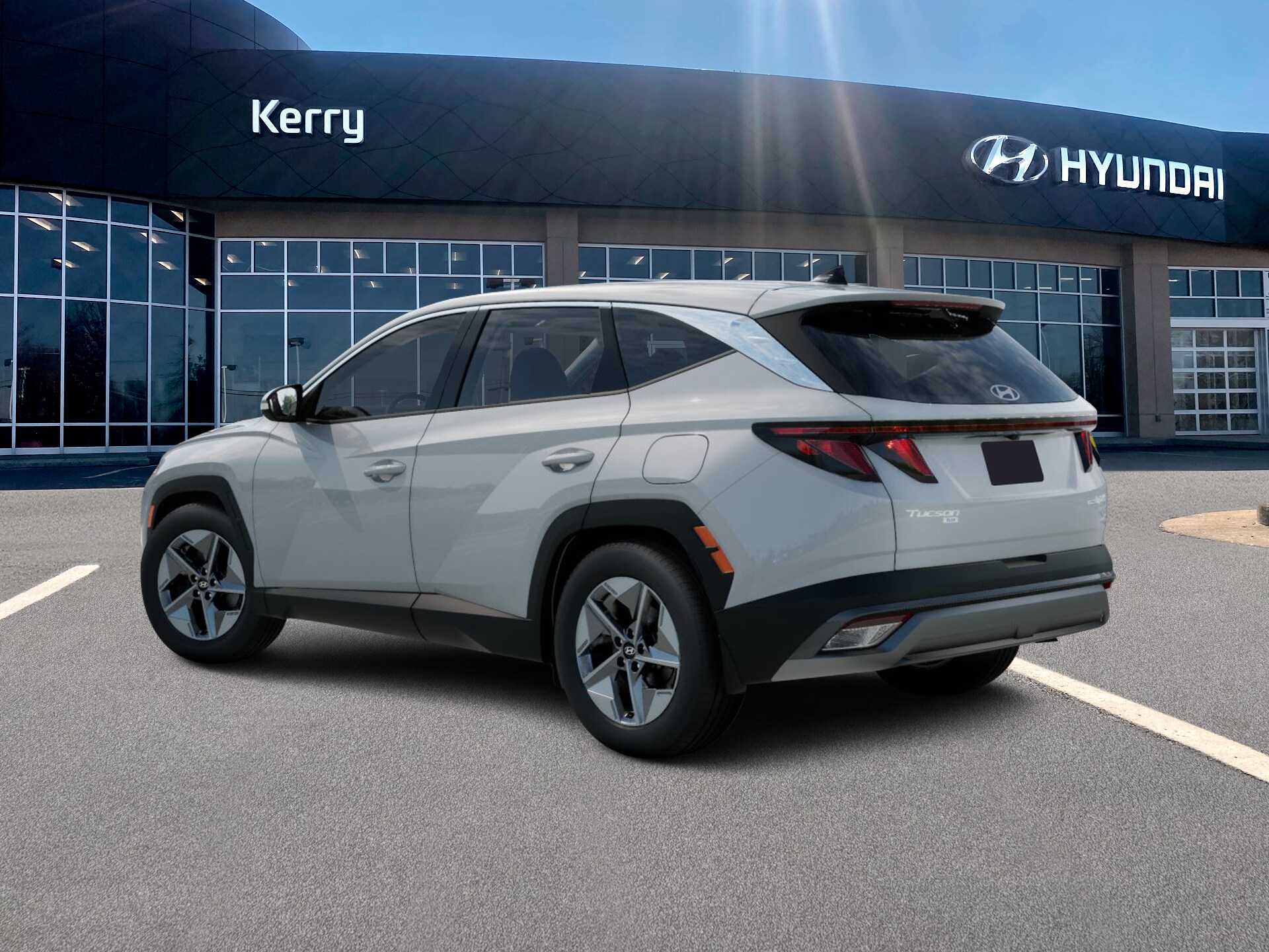 2026 Hyundai Tucson Hybrid SEL photo 2