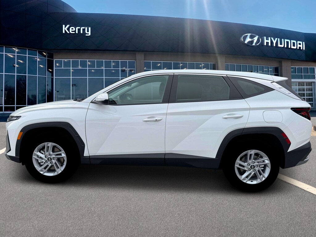 New 2026 Hyundai Tucson SE AWD SUV