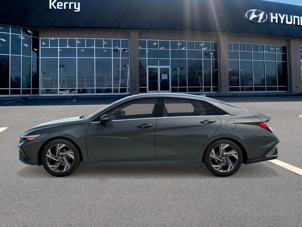 New 2026 Hyundai Elantra Limited Sedan