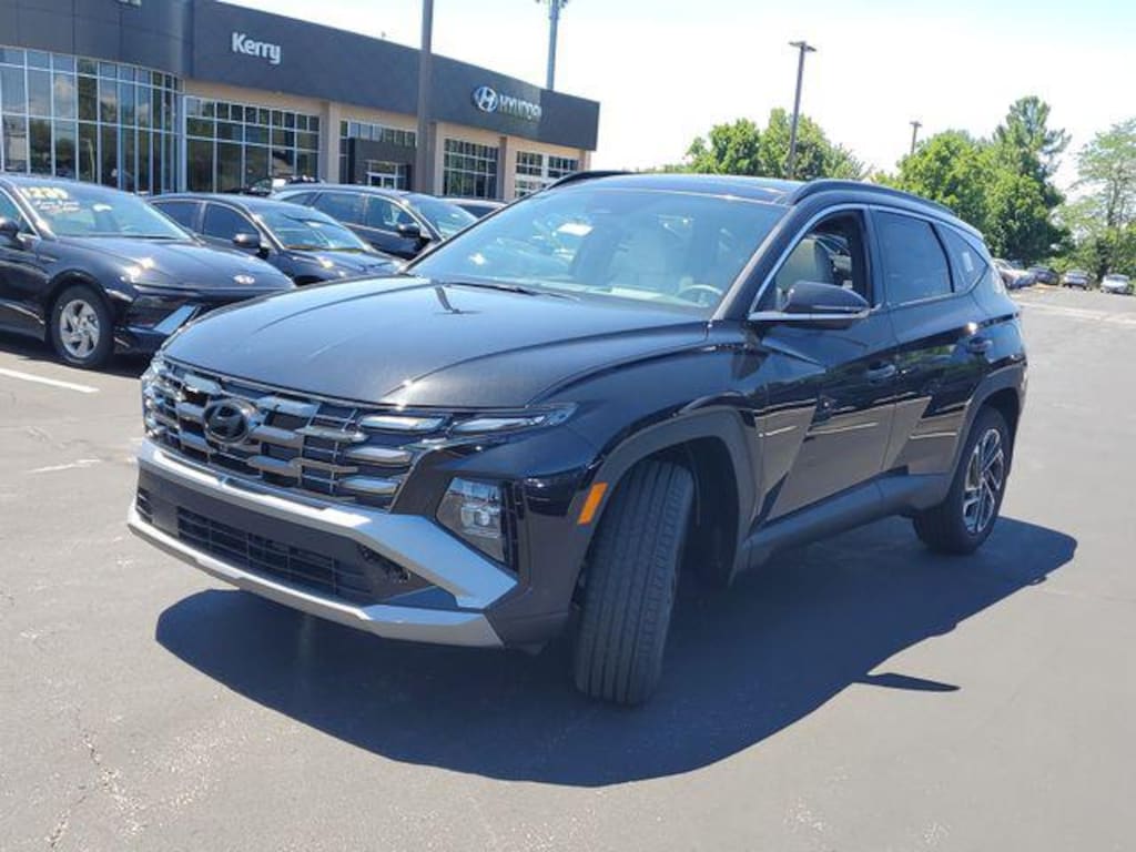 New 2026 Hyundai Tucson Limited AWD SUV