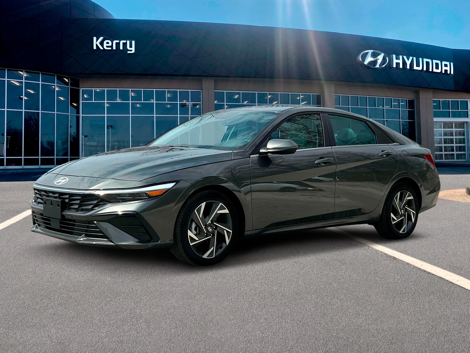 2025 Hyundai Elantra Hybrid Limited photo 2