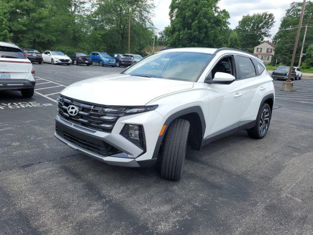 New 2026 Hyundai Tucson SEL Plus AWD SUV