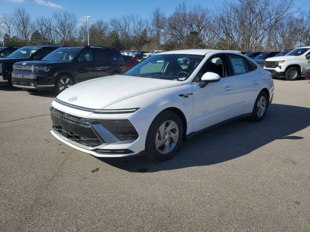 New 2026 Hyundai Sonata SE Sedan
