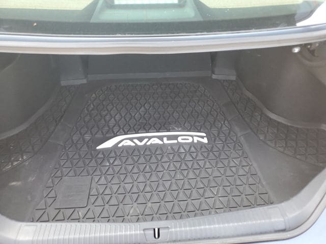 2021 Toyota Avalon XLE - Photo 8