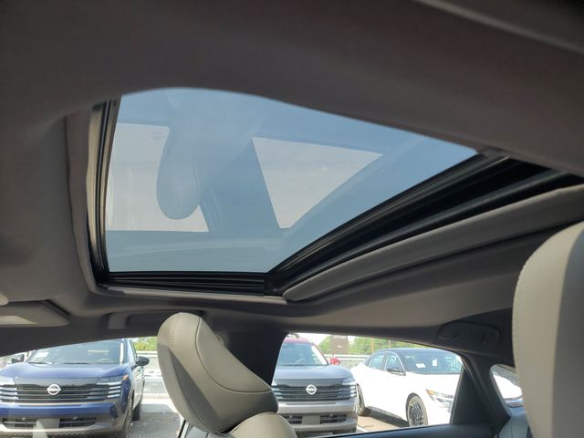 2021 Toyota Avalon XLE - Photo 17