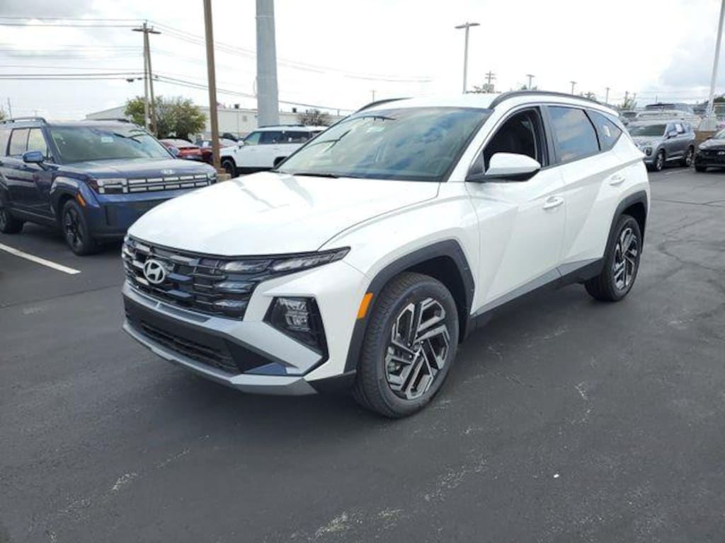 New 2026 Hyundai Tucson SEL Plus AWD SUV