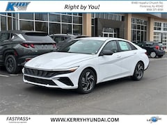 2025 Hyundai Elantra Hybrid SEL Sport Sedan