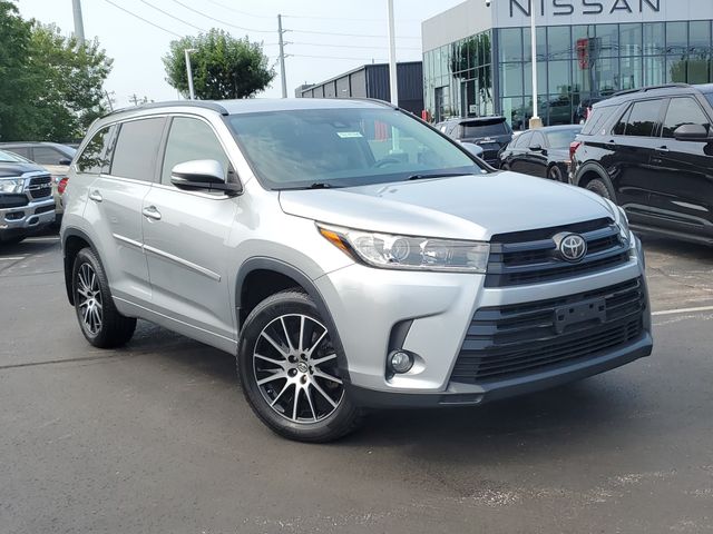 2017 Toyota Highlander SE - Photo 35