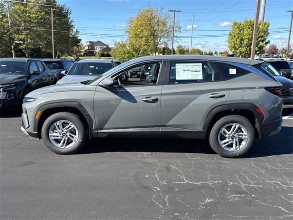 New 2026 Hyundai Tucson SE AWD SUV