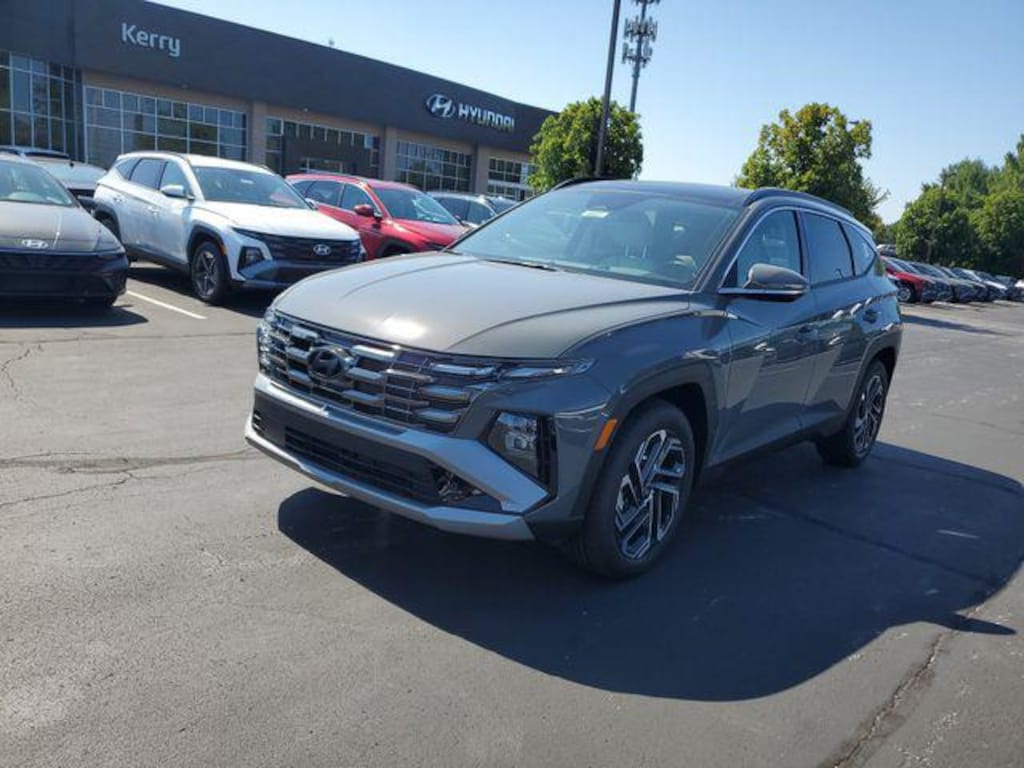 New 2026 Hyundai Tucson Limited FWD SUV