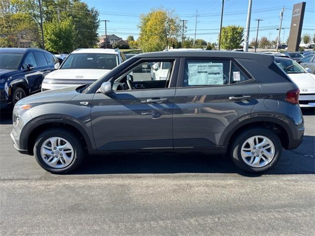 New 2026 Hyundai Venue SE SUV