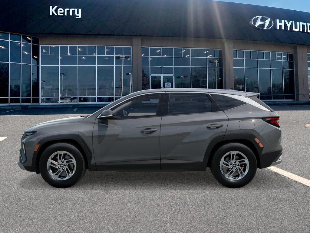 New 2026 Hyundai Tucson SE AWD SUV