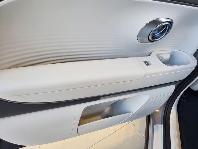2026 Hyundai IONIQ 9 SE - Photo 19