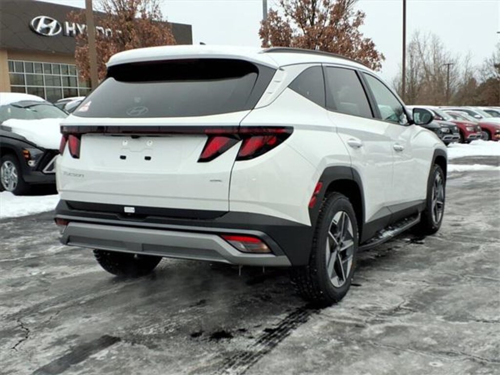 New 2026 Hyundai Tucson SEL AWD SUV