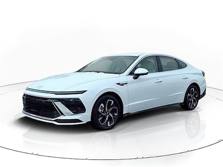 2025 Hyundai Sonata SEL Sedan