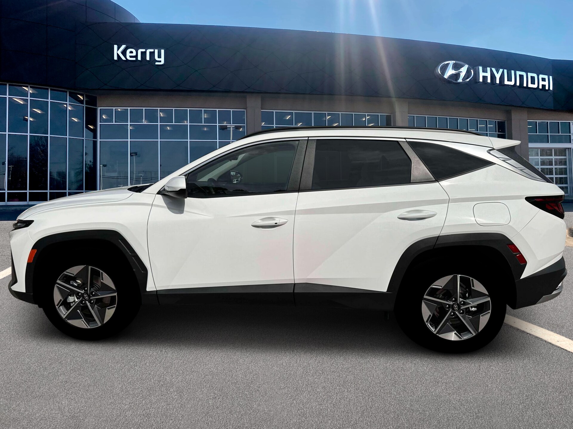 2026 Hyundai Tucson SEL photo 2