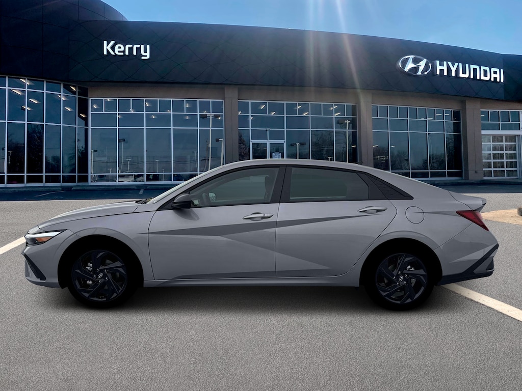 New 2026 Hyundai Elantra SEL Sport Sedan