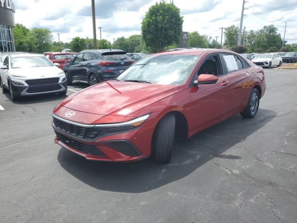 Certified 2024 Hyundai Elantra SEL Sedan
