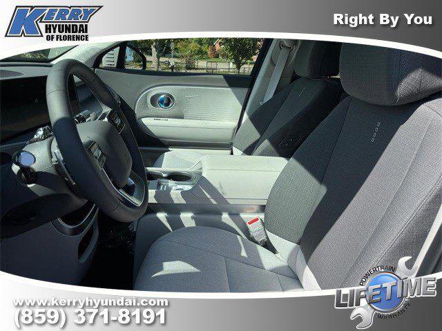 2026 Hyundai IONIQ 9 SE - Photo 8